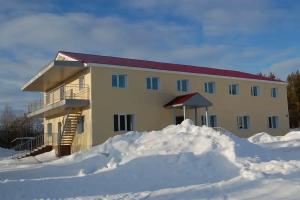 Tri Sosny Tourist base, Apatity