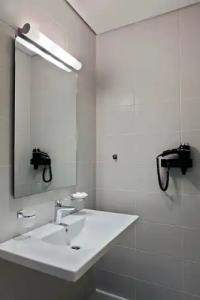 Phidias Piraeus - 78