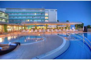 Donje Petrcane - Hotels