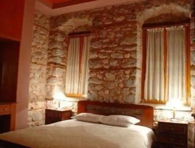 Ariadne Guesthouse - 1