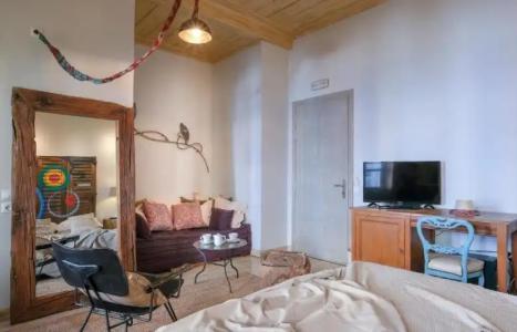 Amymone and Adiandi - 127