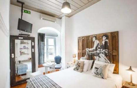 Amymone and Adiandi - 32