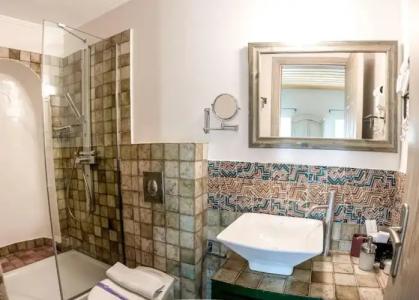 Amymone and Adiandi - 93