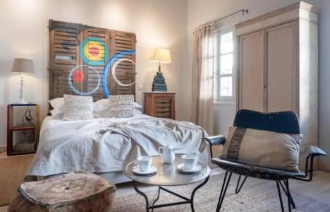 Amymone and Adiandi - 128