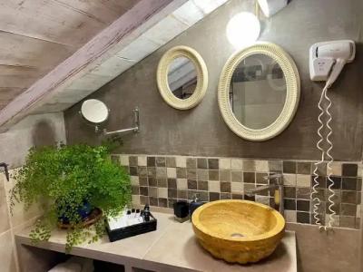 Amymone and Adiandi - 153