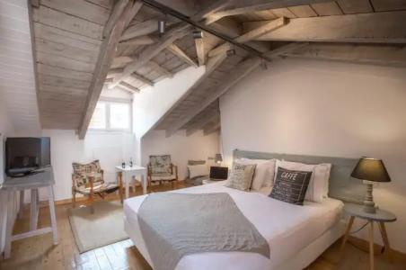 Amymone and Adiandi - 170