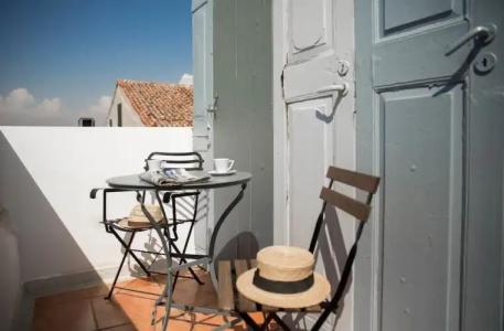 Amymone and Adiandi - 172