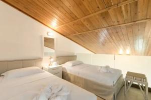 Trikorfo Beach, Gerakini