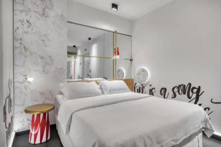 Thomais Boutique - 32