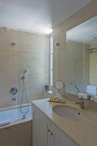 The Kefalari Suites - 8