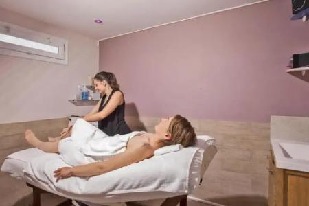 Le Neptune & Spa - 12