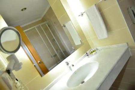 Anemon Grand Manisa Otel - 30