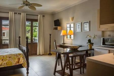 Balhambra Suites - Adults Only - 140