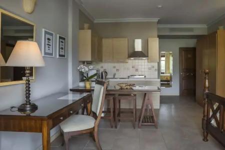 Balhambra Suites - Adults Only - 202