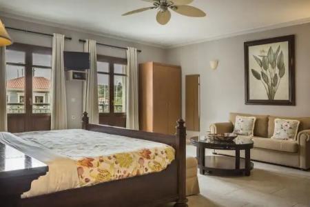 Balhambra Suites - Adults Only - 215