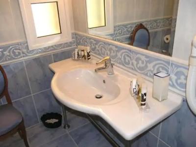 Agnantia Bed & Breakfast - 9