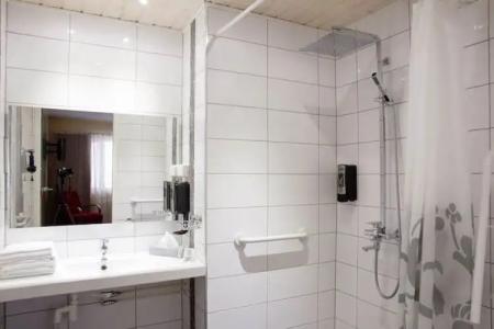 Samantta & Restaurant - 19