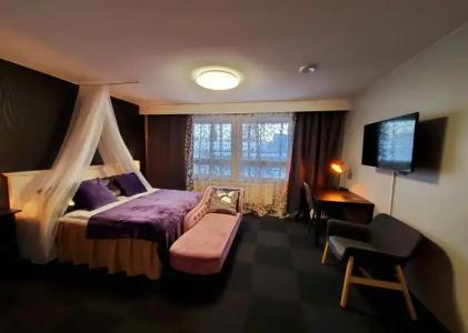 Samantta & Restaurant - 4