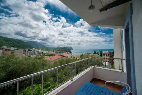 Medin Apartments BluVista - 64