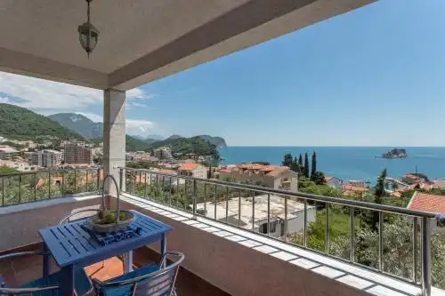 Medin Apartments BluVista - 69