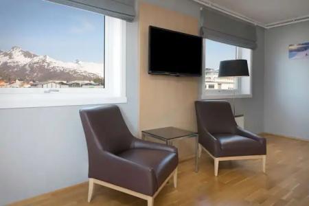 Vestfjord Service Villa - 41