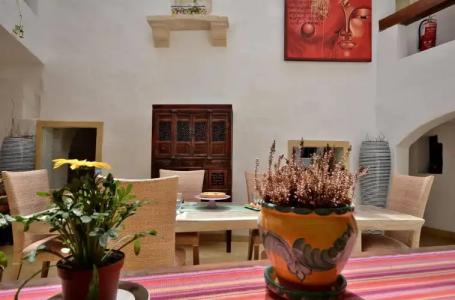 Chapel 5 Boutique Suites B&B - 12