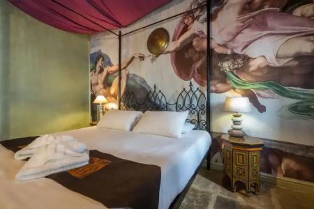 Chapel 5 Boutique Suites B&B - 3