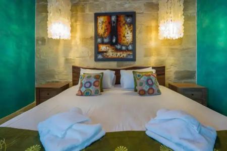 Chapel 5 Boutique Suites B&B - 4