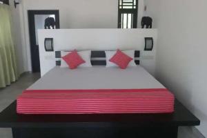 Ganesh Garden Beach Cabanas, Tangalle