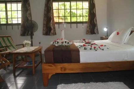 Daniella's Bungalows - 27