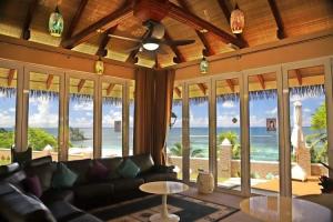 Au Fond de Mer View, Anse Royale