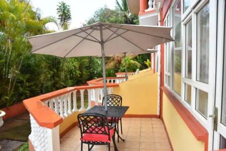 Reef Holiday Apartments - 123