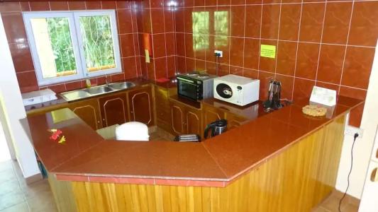 Reef Holiday Apartments - 97