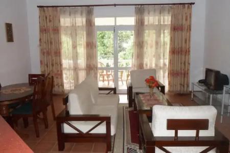 Reef Holiday Apartments - 87