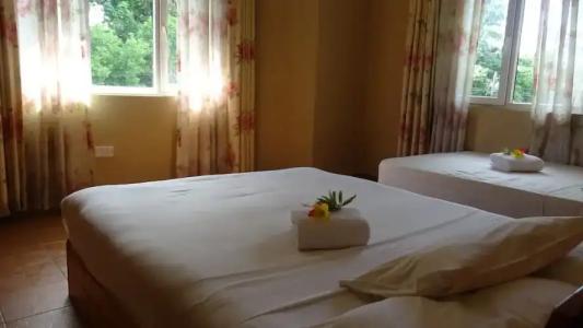 Reef Holiday Apartments - 93