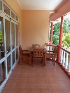 Reef Holiday Apartments - 84