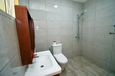 Reef Holiday Apartments - 136