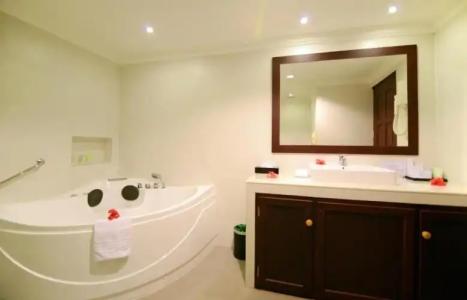 Berjaya Beau Vallon Bay Resort & Casino - 57