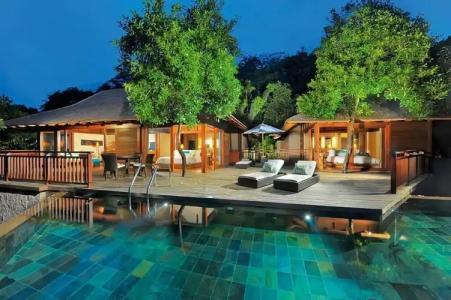 Constance Ephelia, Mahe - 74