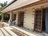 2 Bedrooms Quadruple Villa