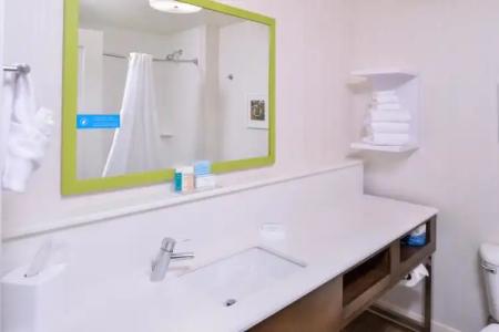 Hampton Inn Eugene - 76