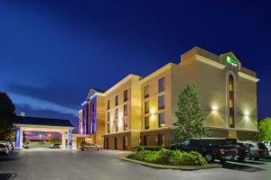 Holiday Inn Express Hotel & Suites Fort Wayne by IHG, Fort Wayne
