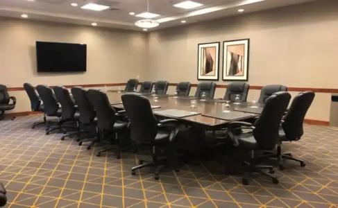 Holiday Inn Purdue - Fort Wayne, an IHG - 11