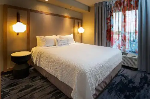 Fairfield Inn & Suites Laredo - 1