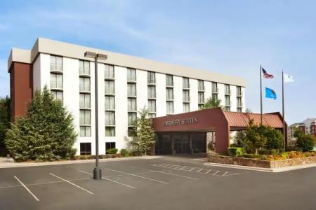 Embassy Suites by Hilton Oklahoma City Will Rogers Airport - 41