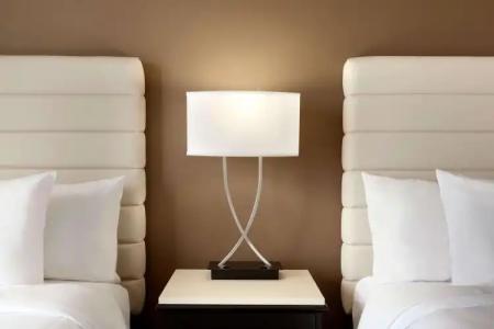 Embassy Suites by Hilton Oklahoma City Will Rogers Airport - 3