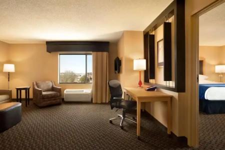 DoubleTree by Hilton Oklahoma City Airport - 3