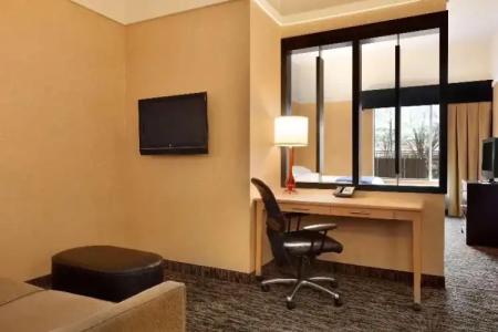 DoubleTree by Hilton Oklahoma City Airport - 32