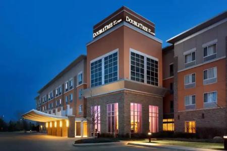 DoubleTree by Hilton Oklahoma City Airport - 0
