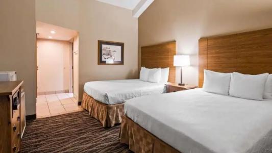 Best Western Plus Saddleback Inn Conference Center - 35